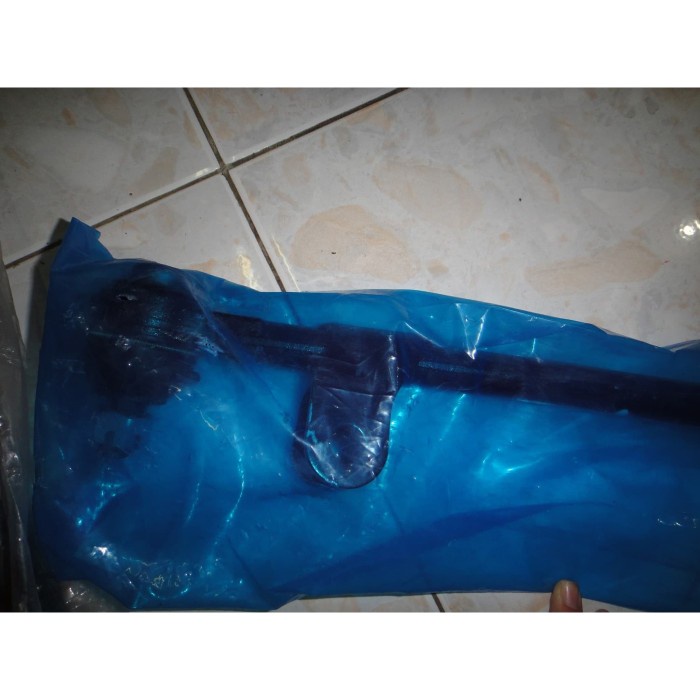 SPAREPART OTOMOTIF- Drag Link Assy Daihatsu Taft GT F70 555 Japan Asli - KOMPONEN AKSESORIS