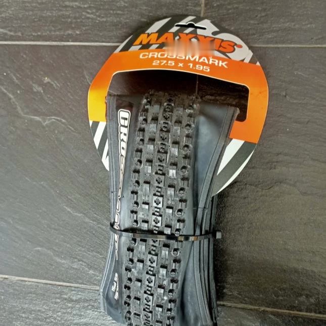 Ban Luar Sepeda MTB Maxxis Crossmark 27.5 x 1.95