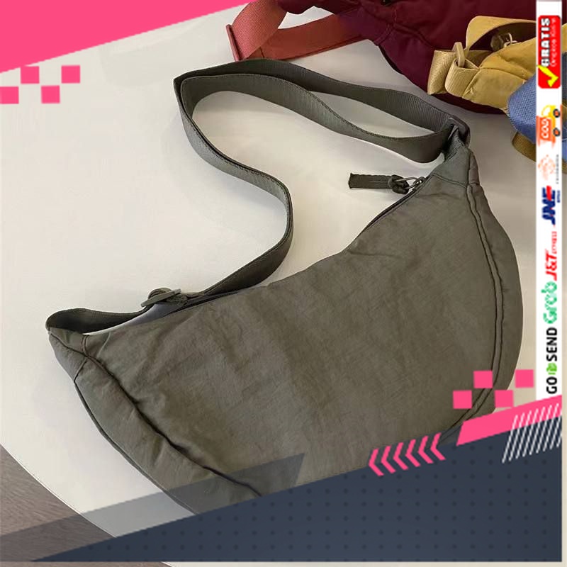 TAS WANITA DESAIN BARU ELEGAN MURAH BANGET /Waistbag Tas Selempang Bahu Ala Uniqlo
