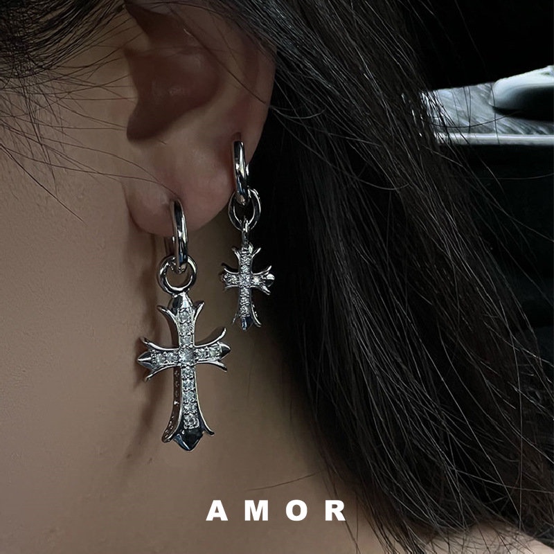 Chrome Hati Punk Fashion Anting-Anting Perempuan Micro-set Berlian Anting-Anting Ganda cross Niche Desain Rasa Canggih Anting-Anting Asimetris