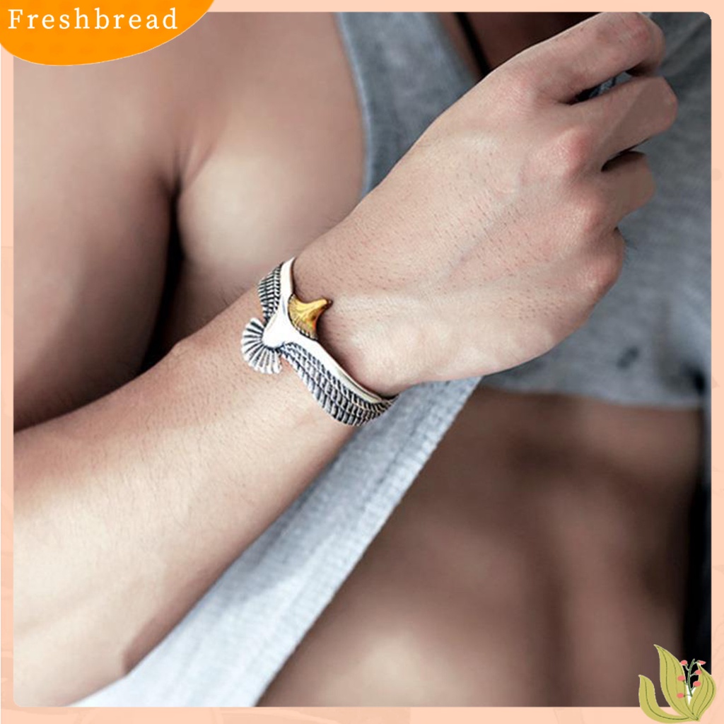 &lt; Freshbread &gt; Manset Gelang Electroplating Vintage Ukiran Pembukaan Anti-Korosif Menghias Karat-Bukti Pria Retro Elang Terbang Gelang Aksesori Pakaian