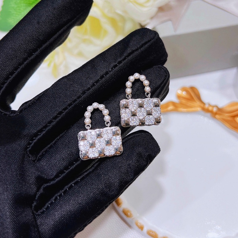 Goldkingdom Aksesoris Perhiasan Fashion Ready Stock Tas Geometris Anting Pejantan, Anting Mutiara, Wanita Cahaya Mewah, Temperamen High-end, Temperamen Anting