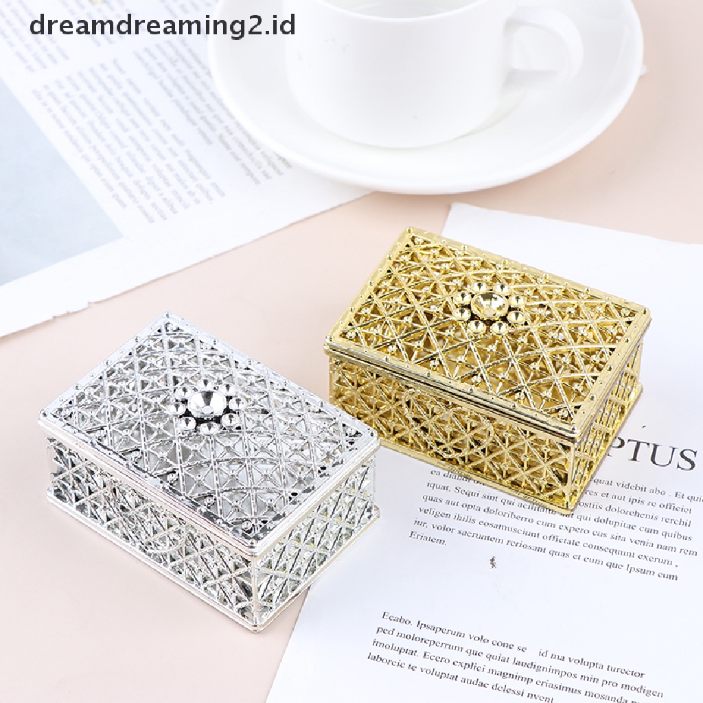 (hot) Kotak Permen Foil Emas Hollow Plastik Coklat Kotak Hantaran Wedding Box//