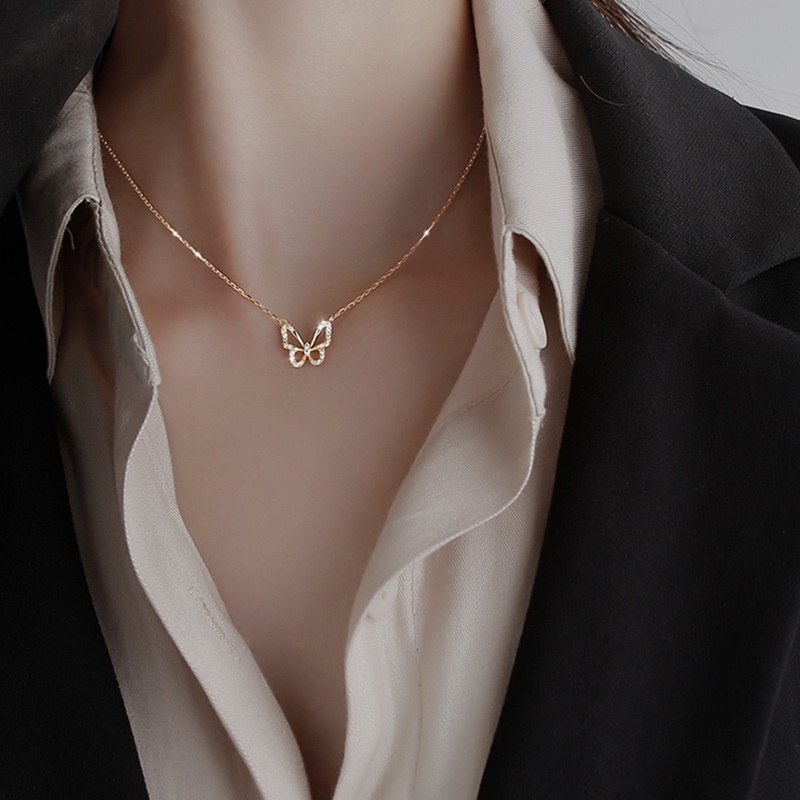 Simple Ins Butterfly Pendant Kalung Choker Rantai Klavikula Niche Tulang Selangka Untuk Gadis Manis