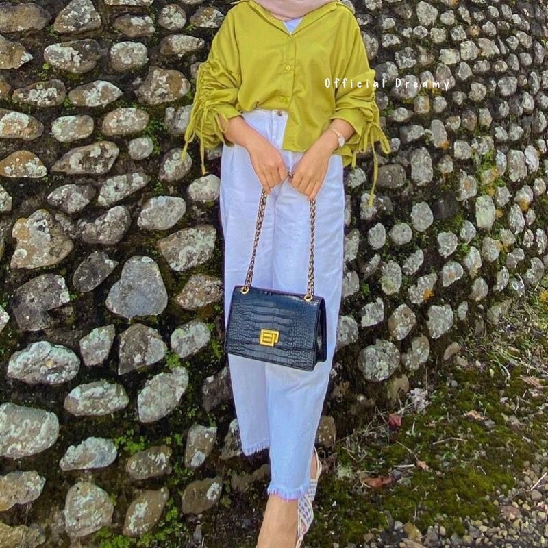 Lora Blouse Atasan Kemeja Lengan Serut Oversize Wanita Semi Crop