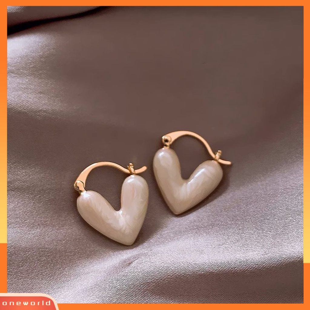 [EONE] 2pcs Anting Tusuk Love Tetesan Minyak Putih Korea Ringan Mewah - Perhiasan Elegan Dan Eye-Catching Untuk Wanita