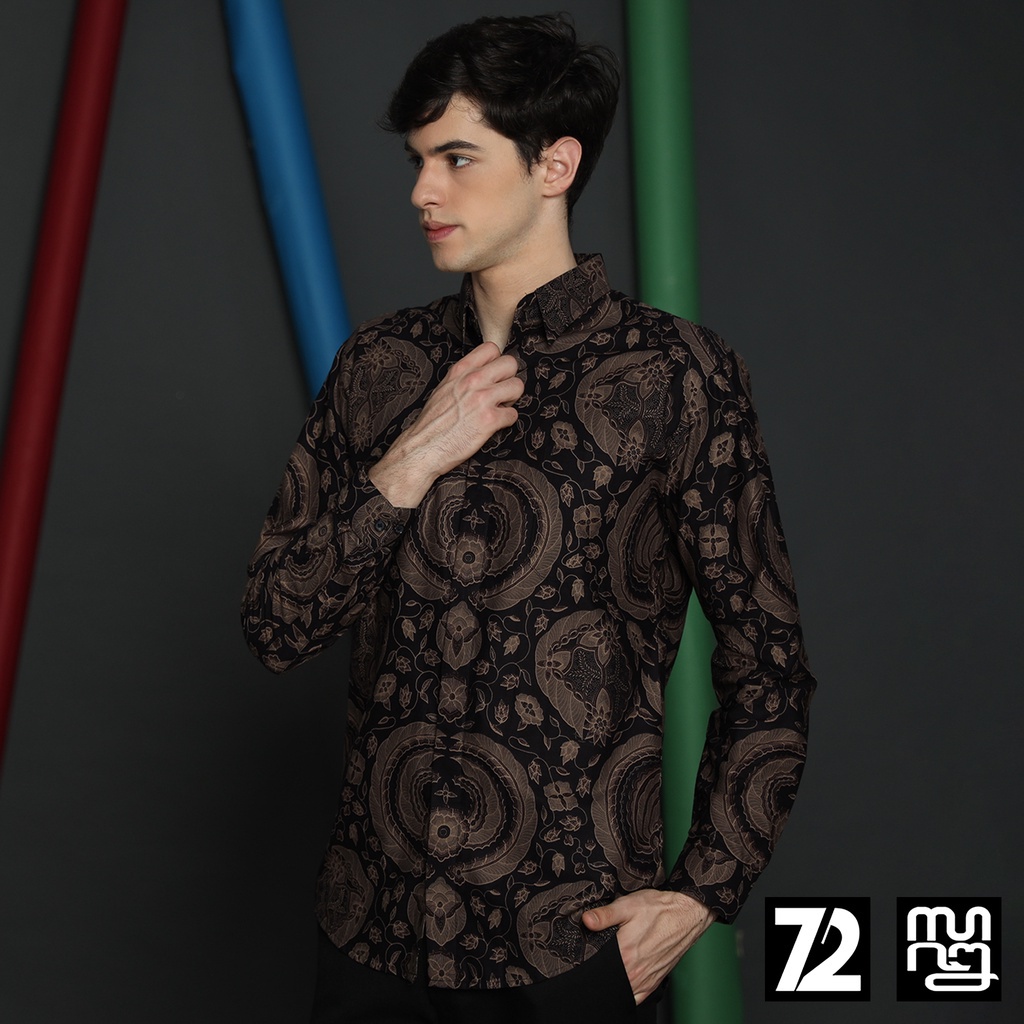 KEMEJA BATIK PRIA Katun Lengan Panjang Premium Motif Babon Angrem Warna Hitam 723570 Cap 72 - Baju Kemeja Atasan Pakaian Setelan Batik Pria Cowok Laki Laki Remaja Keluarga Kantor Lengan Panjang Modern Slimfit Slim Fit Premium Kekinian