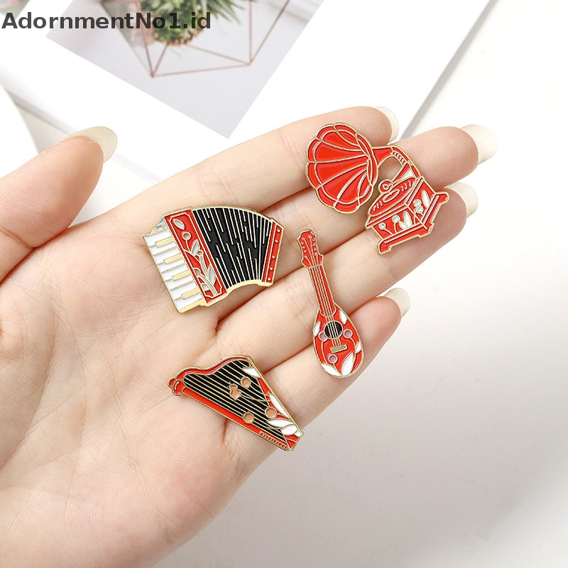 [AdornmentNo1] Vintage Kreatif Fashion Gramophone Akordeon Gitar Instrumen Kombinasi Tren Paduan Serbaguna Enamel Bros Lencana Perhiasan [ID]