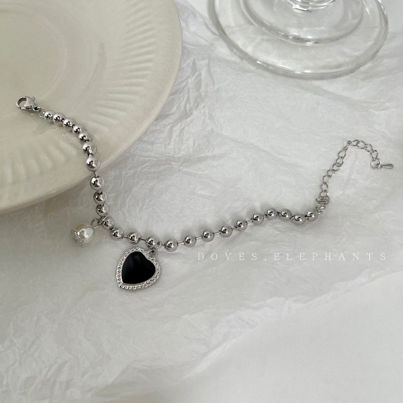 Gelang Logam Mutiara Cinta Hitam Perempuan ins Niche Design Bracelet Ringan Mewah Gaya Keren Manis Keren