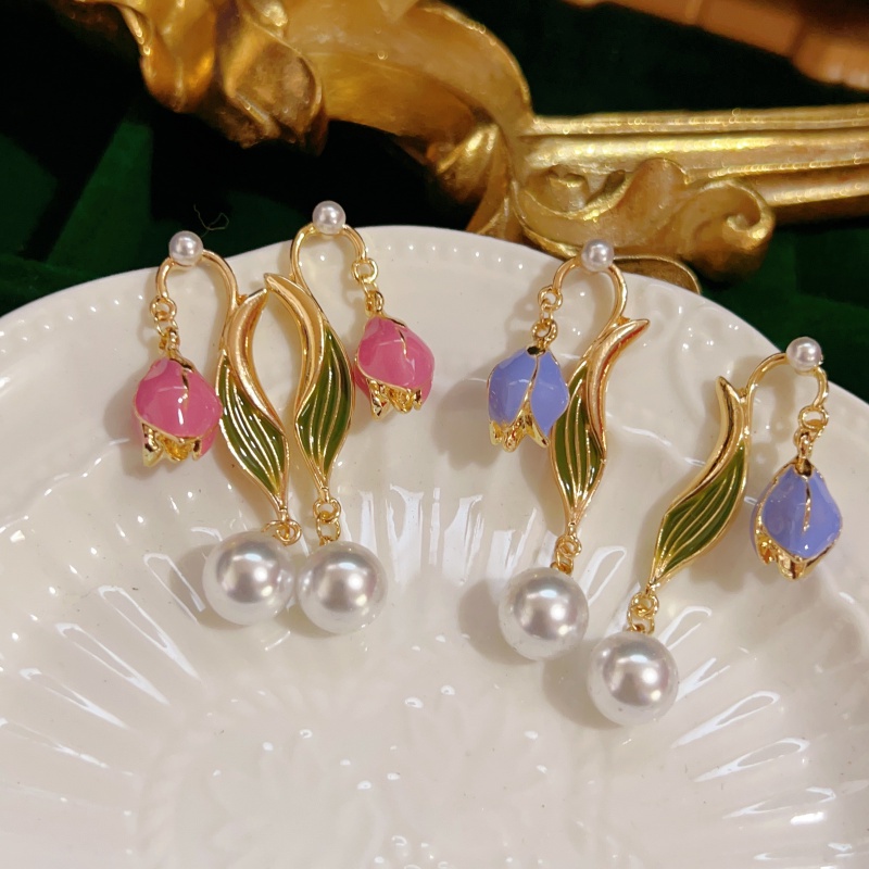 Romantic Tulip French Retro Tetes Minyak Bunga Mutiara Classy Earrings