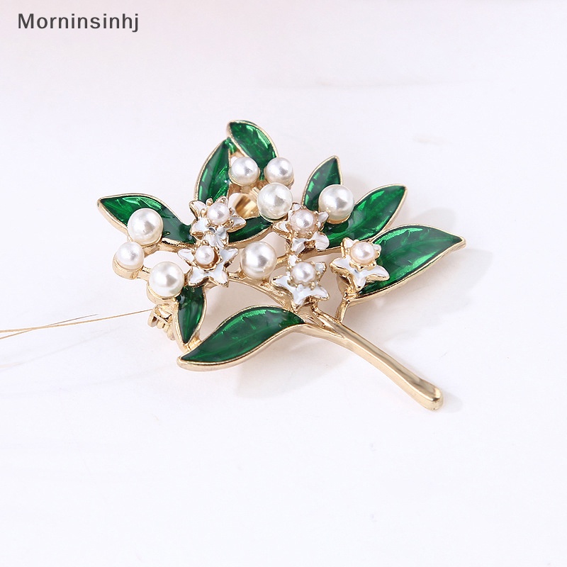 Mornin Fashion Trendy Enamel Putih Bunga Daun Hijau Mutiara Bros Pin Kualitas Tinggi Kreatif Korsase Perhiasan Untuk Wanita Syal Gesper id