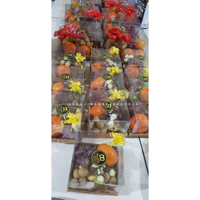 (READY STOCK)HAMPERS TUTUP MIKA PIRING KOTAK FREE MIKA /hantaran/seserahan/besekan/piring unik/jajan