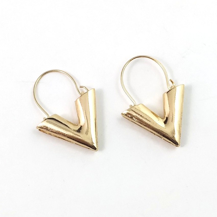 [FRA] Anting Logam Sederhana Huruf V Bentuk Anting earrings earpins Anting fashion Anting Kecil V earrings