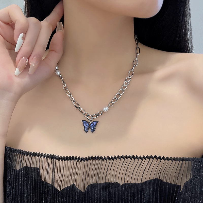 Korea Gaya Baru Manis Keren Gaya Mutiara Jahitan Kalung Kupu-Kupu Desain Niche Perasaan ins Rantai Klavikula Influencer Trendi