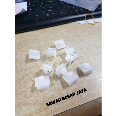 Clip Klip Kancing List Plang Moulding Side Skirt Body Kit Samping Mobil Honda Brio Mobilio Jazz RS