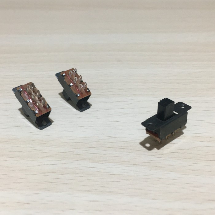 PART2 SWITCH SLIDE SAKLAR GESER ON OFF DPDT 2x3 6 PIN 0.5A 50V KECIL