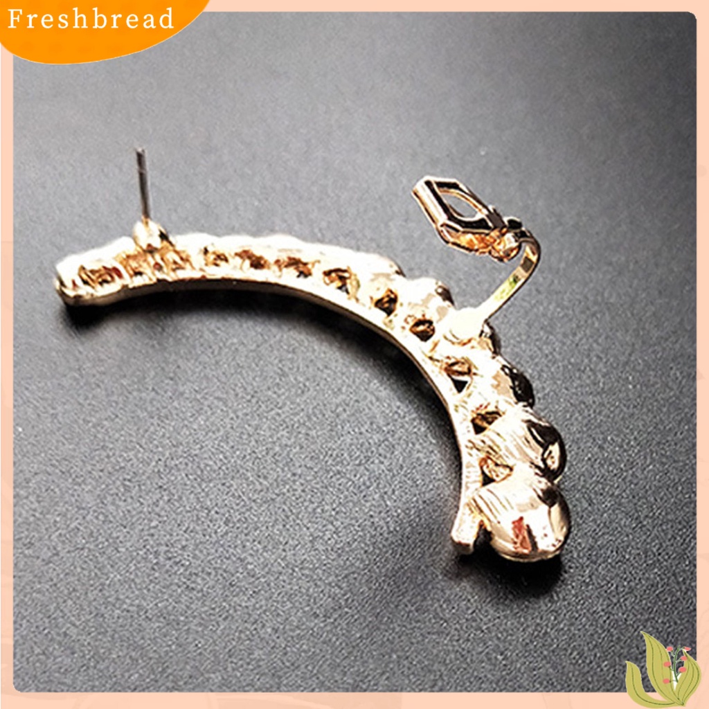 &lt; Freshbread &gt; 1pcs Anting Pejantan Warna Kontras Mengkilap Kreatif Berlian Imitasi Berongga Keluar Anting Pesta Perhiasan Perempuan