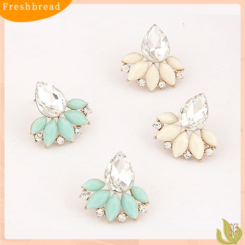 &lt; Freshbread &gt; Wanita Gaya Korea Teardrop Daun Hias Berlian Imitasi Anting Ear Studs Jewelry