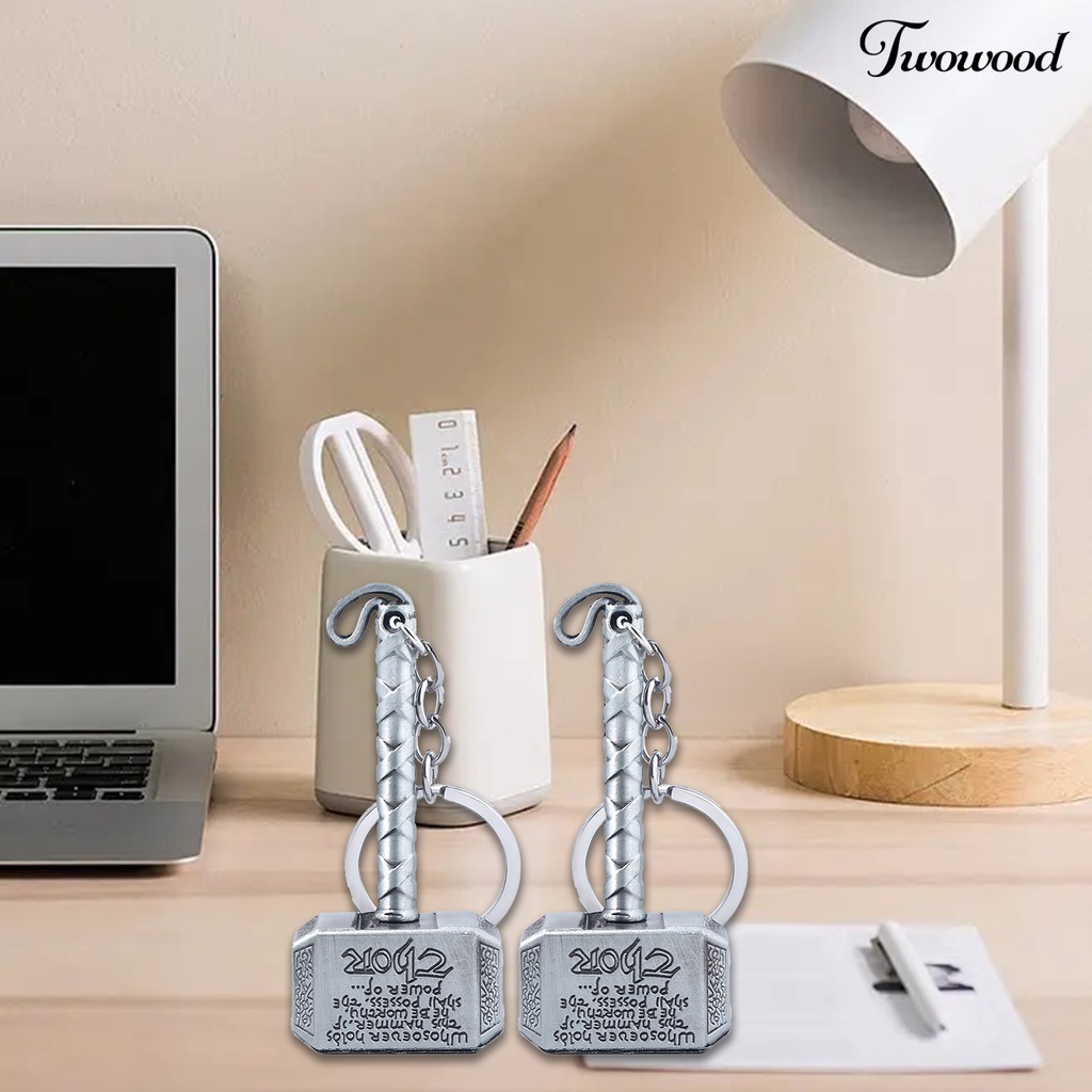 Twowood Gantungan Kunci Vintage Kartun Serbaguna Realistis Tidak Luntur Hias Portable Pria Wanita Palu Tempat Kunci Hadiah Ulang Tahun