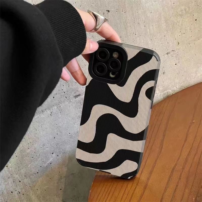 【Lamb Skin】zebra-stripe Leather Soft Case for IPhone 6S 7 Plus 8 Plus X XS XR XS Max 11 13 12 14 PRO Max 14 Plus 12 13 Mini Ins Fashion Twisted Stripe Girl Women's Gift Black White