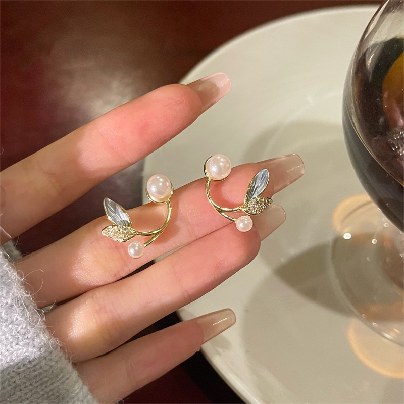 Anting Mutiara Ekor Mermaid Mewah Putri Gadis Manis Ear Studs Aksesori Telinga