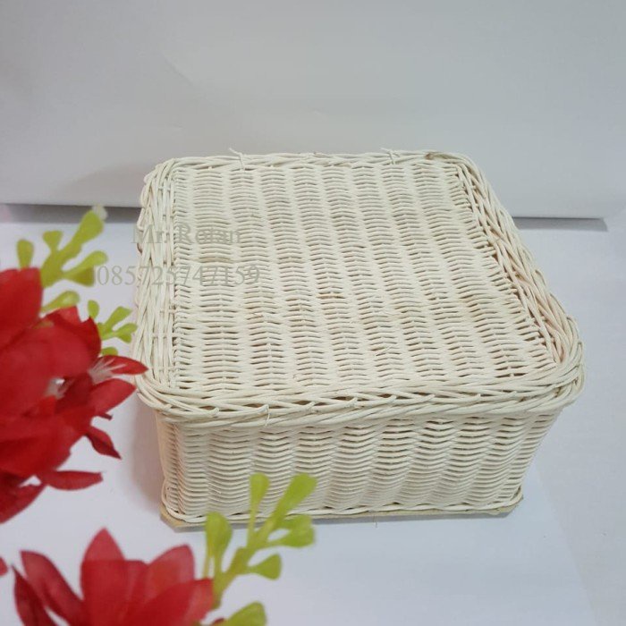 

keranjang kotak tutup rotan uk 20 x 20