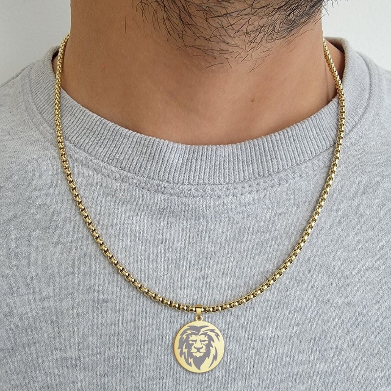 Z H Perhiasan Stainless Steel Lion Pendant Pria Kalung Fashion Retro Hip Hop Pesta Perhiasan Aksesoris Hadiah Ulang Tahun