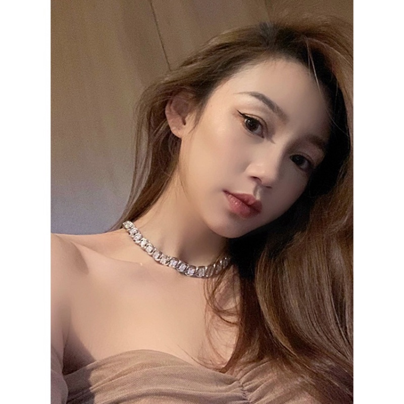 Goldkingdom Fashion Perhiasan Aksesoris Ready Stock Multi-Warna Tulang Selangka Kalung Gelang Sweater Rantai Wanita Gema Permen Berwarna Berlian Kalung