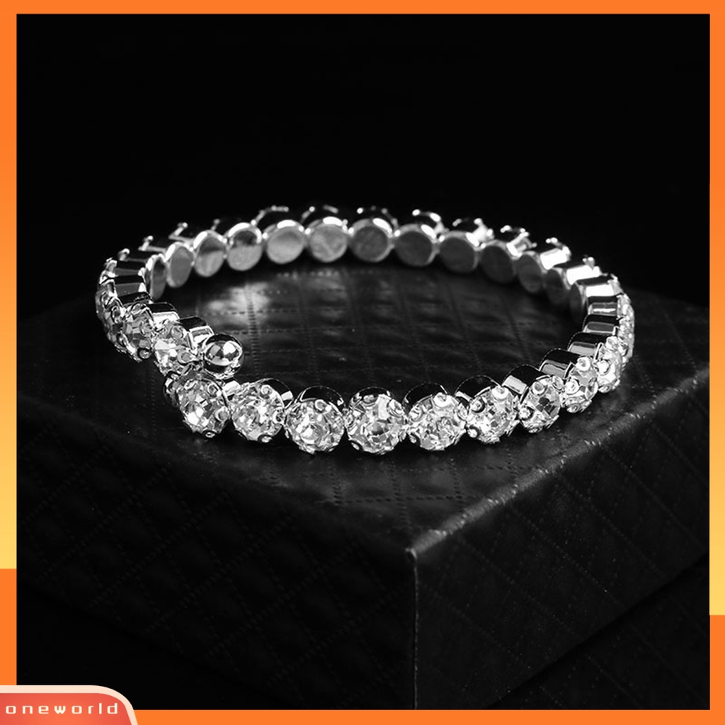 [ONE] 4pcs/set Perhiasan Jas Eye-catching Electroplating High Gloss Mewah Pengerjaan Indah Dekorasi Perempuan Berlian Imitasi Bersinar Anting Gelang Kalung Set Aksesori