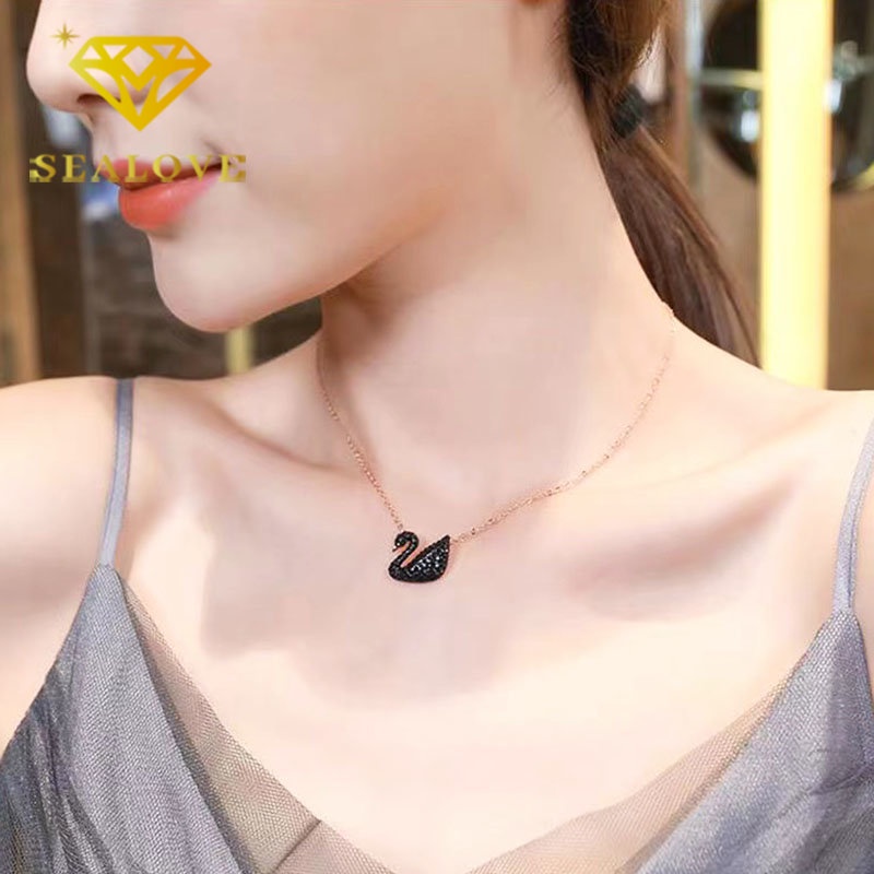 Kalung Titanium Wanita Anti Karat Swan Angsa Berlian Emas 18K Cantik Mewah Korea Aksesoris Perhiasan