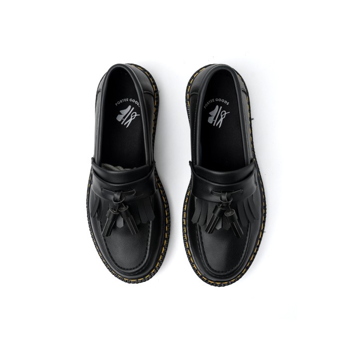Sepatu Boots Pria Portee Goods  Loafers Hitam - 39