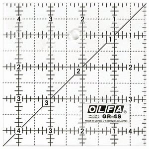 

OLFA QR-4S Quilting Ruler (4.5 x 4.5 inch) / Penggaris Jahit / Quilting Sewing