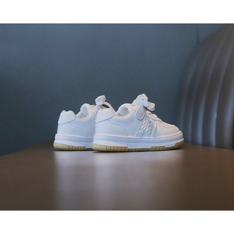 TOPGROSIR LV0308 Sepatu Sneakers Casual Anak Import Putih Motif Kepang Tali Velcro Trendy