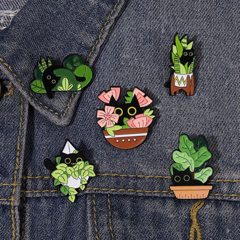 Menyenangkan Wanita Kartun Serbaguna Kucing Hitam Pot Tanaman Bros Teman Ransel Kawaii Brooch Pin Custom Anak Denim Kemeja Kerah Pakaian Jaket Perhiasan Hadiah Logam Enamel Pin Lucu