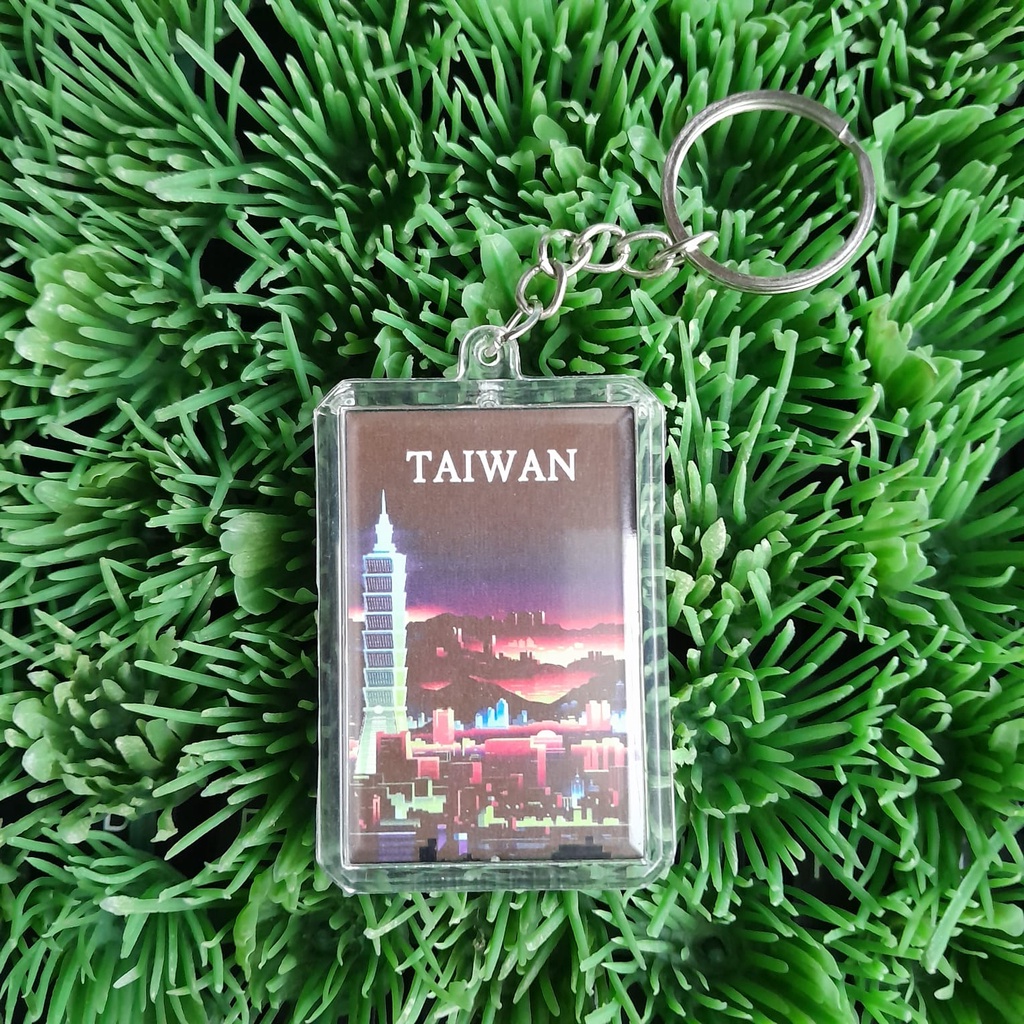GANTUNGAN KUNCI AKRILIK OLEH-OLEH NEGARA TAIWAN ( BISA REQUEST NEGARA LAIN )