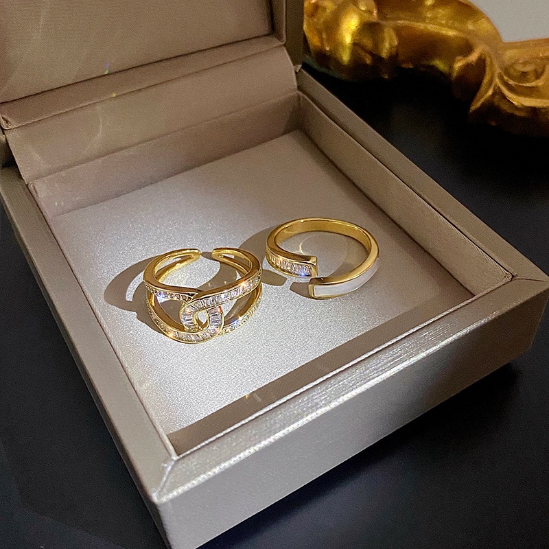 Cincin Huruf C Ganda Berlian Berkilau Geometris Bukaan lady Korea