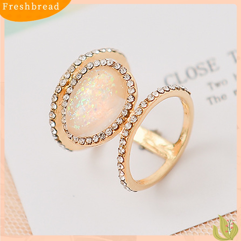 &lt; Freshbread &gt; Wanita Perhiasan Hadiah Oval Imitasi Moonstone Berlian Imitasi Dekorasi Shiny Wedding Ring