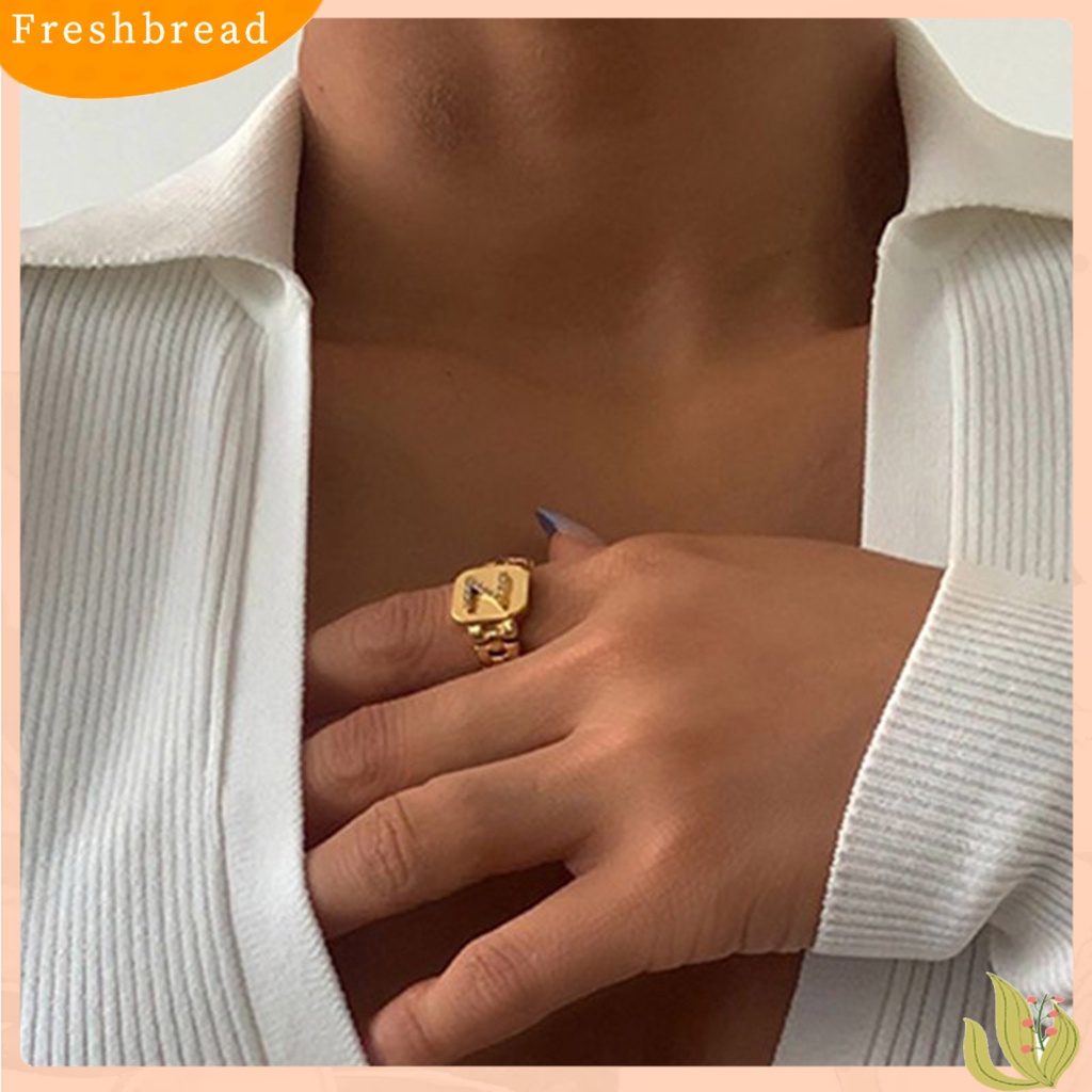 &lt; Freshbread &gt; Cincin Unisex Lebar Bukaan Dapat Disesuaikan Berlian Imitasi 26huruf Jari Cincin Perhiasan Aksesoris