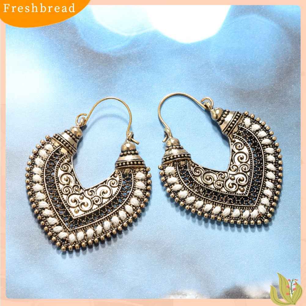 &lt; Freshbread &gt; Retro Bohemian Alloy Berongga Keluar Hati Ukiran Anting Wanita Perhiasan Hadiah