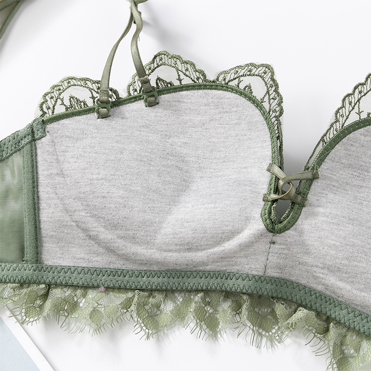 Celyne Bra BH Push Up Premium Japan Tanpa Kawat Wanita 9030