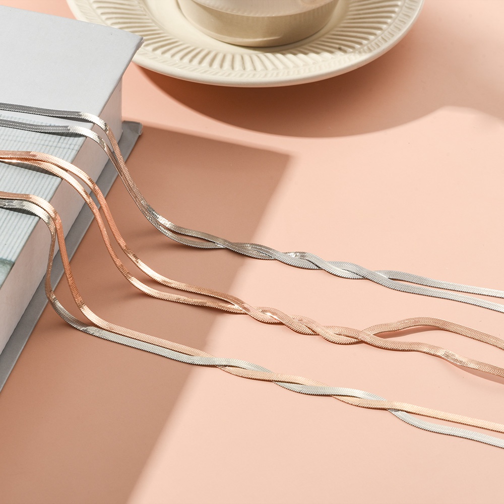 Women Kpop Adjustable Flat Snake Long Necklace/Ladies Charm Chain Necklaces/Kalung Klavikula Elegan/Kalung Rantai Kepribadian Perempuan