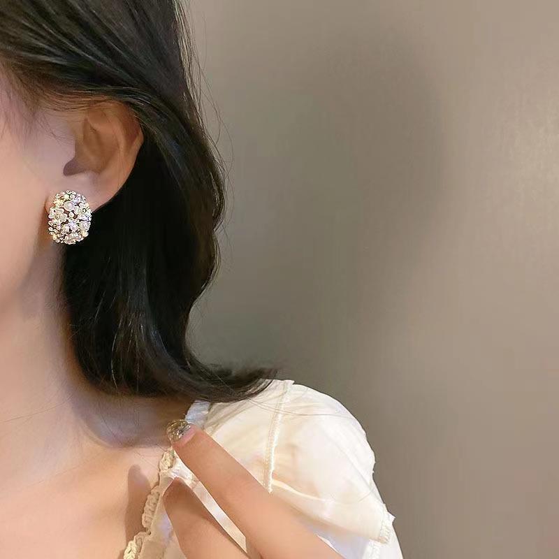 Mutiara Berlian Imitasi Bunga Temperamen Korea Elegan Retro Fashion Gaya Baru Anting