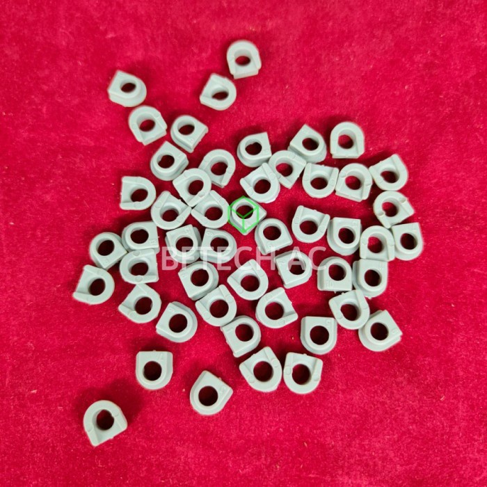 kancing Grille Toyota Avanza Grill AC Mobil