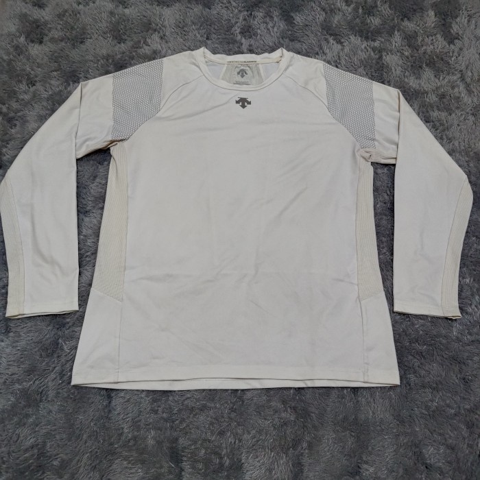 Kaos Running / Lari Descente *bekas OK