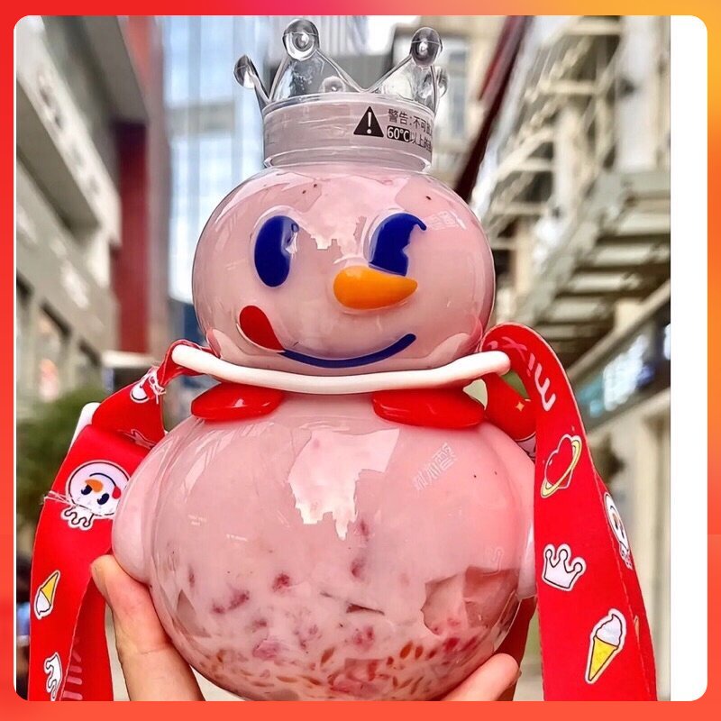 COD Mixue Botol Minum Snow King Viral 700ml FREE Tali / Wadah Tempat Penyimpanan Air Bentuk Boneka Salju Unik Lucu Bottle Tumbler