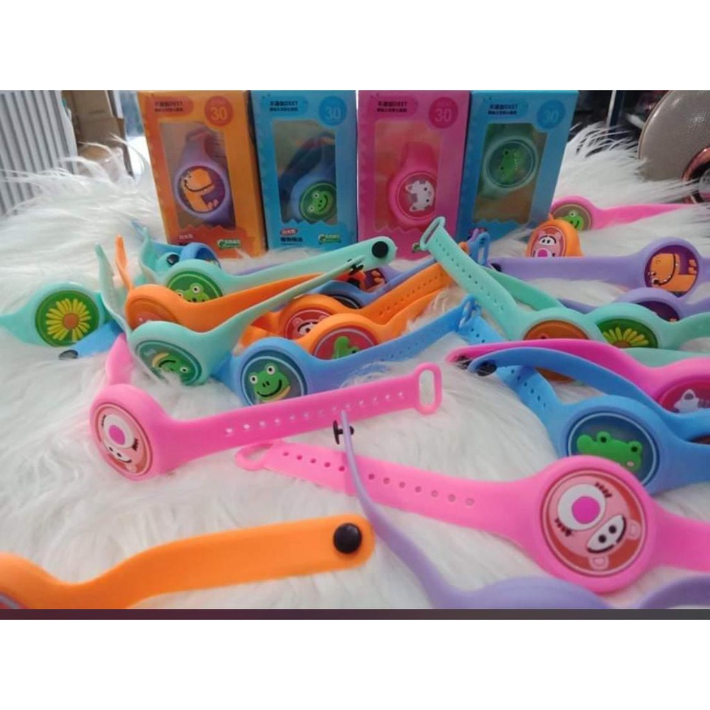 Gelang Bayi Anak Anti Nyamuk Pengusir Nyamuk Bisa NYALA Lampu Gelang Laki Laki Perempuan Anti Air Bikit Clip Guard Karet Mainan Tangan Jam Tangan Anak Bayi Cowok Cewek Perlengkapan Aksesoris Keperluan Anak Bayi JT1