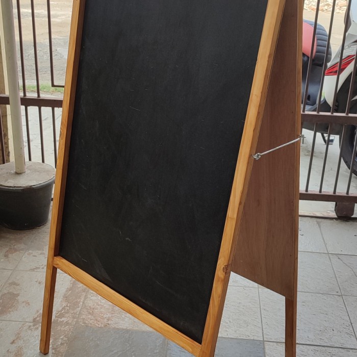 

papan tulis kapur blackboard 2 muka standing - 40 x 60