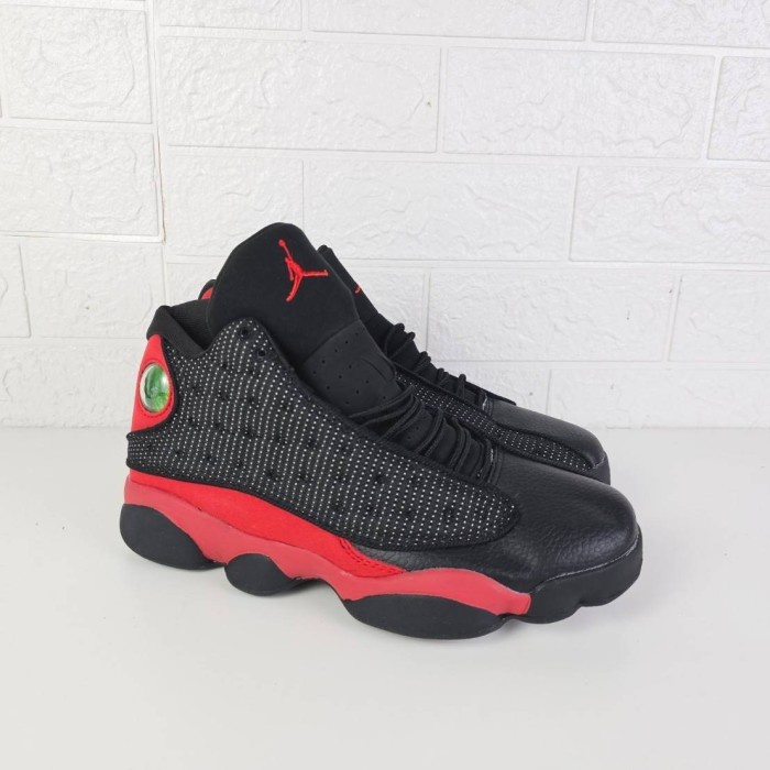 Sepatu Basket Air Jordan 13 Black Red