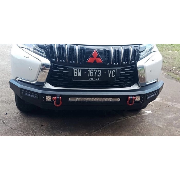 Bumper depan pajero sport