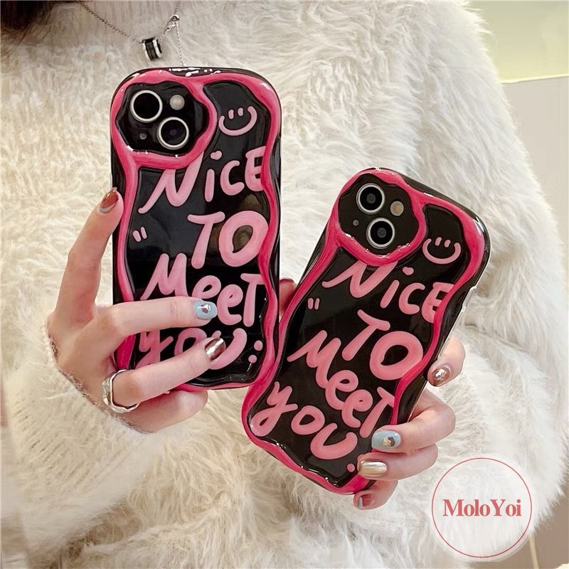 IPHONE Ins Fashion Art Letter Smile Case Kompatibel Untuk Iphone14 11 13 12 Pro Max 7plus XR 6s 6 7 8 Plus X XS Max SE 2020 Lembut 3D Bergelombang Melengkung Tepi Shockproof Airbag Glossy Phone Case